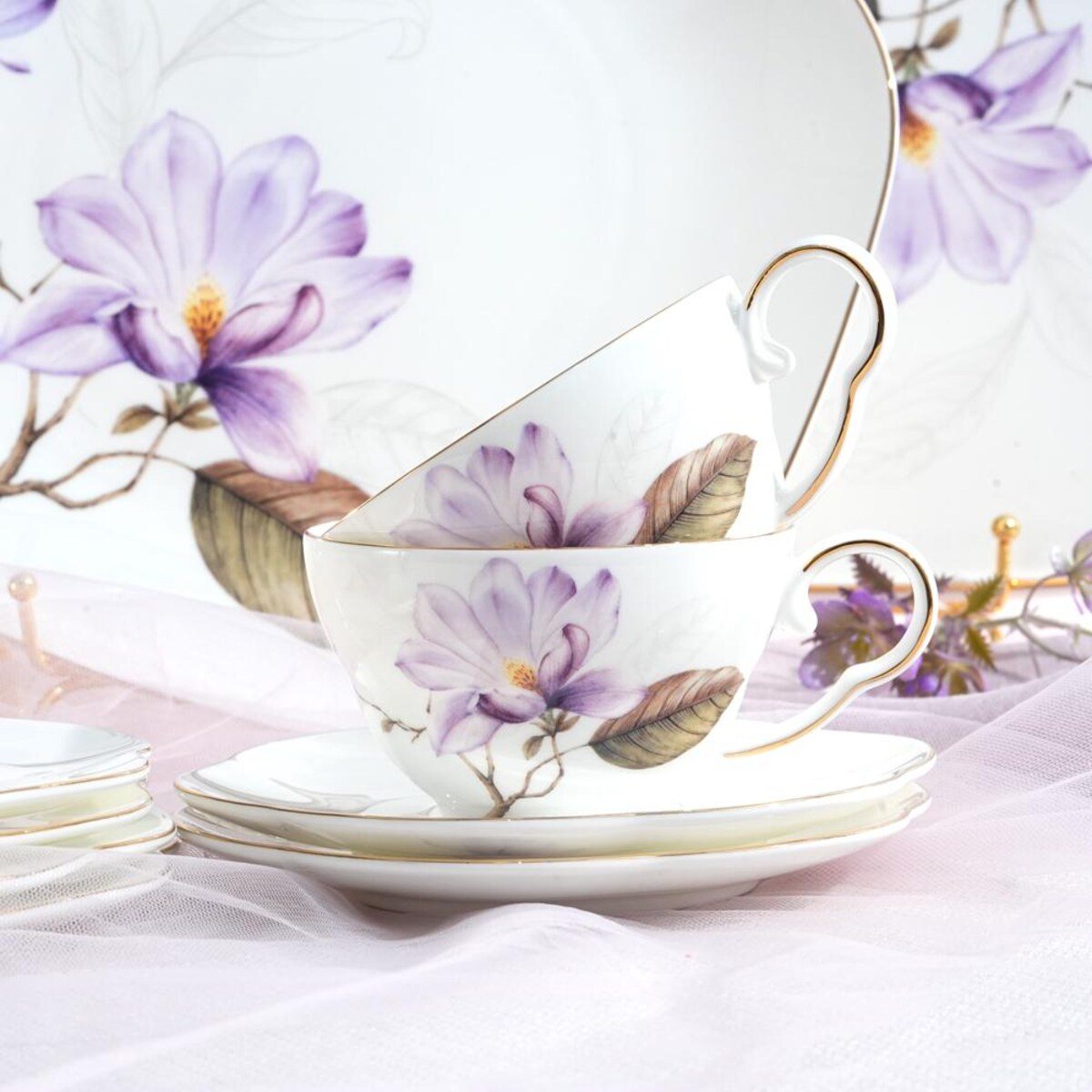 VILLA ITALIA Filiżanka do herbaty porcelanowa 200 ml ze spodkiem SECRET of SPRING