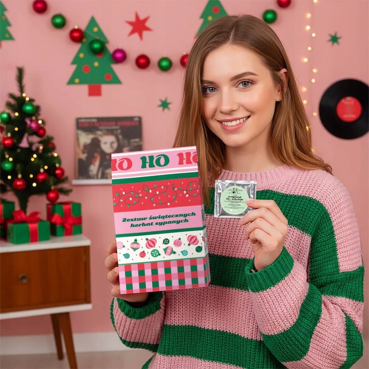 ŚWIĄTECZNY ZESTAW PREZENTOWY HERBATA SYPANA W SASZETKACH 10 SMAKÓW PREMIUM - PREZENT UPOMINEK NA MIKOŁAJA ŚWIĘTA GWIAZDKĘ BOŻE NARODZENIE POD CHOINKĘ DLA KOBIETY FACETA