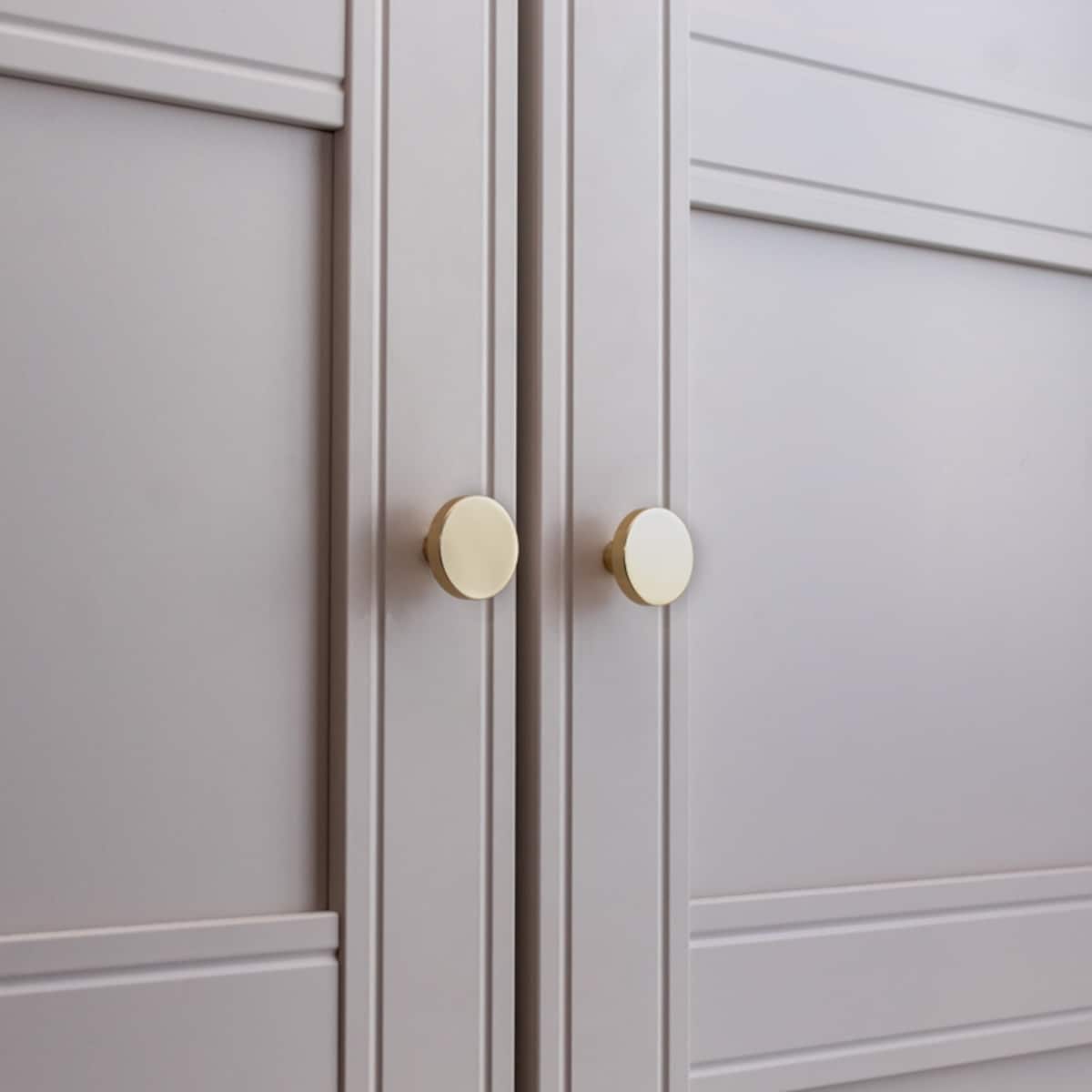 Gałka meblowa uchwyt do mebli złota klasyczna do szafek szuflad 30mm