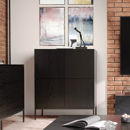 Komoda wysoka Industrialna z drzwiczkami na metalowych nogach, czarna