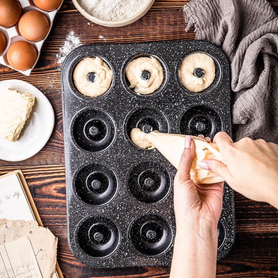 Forma do pieczenia 12 muffinów babeczek z powłoką nieprzywieralną KLAUSBERG
