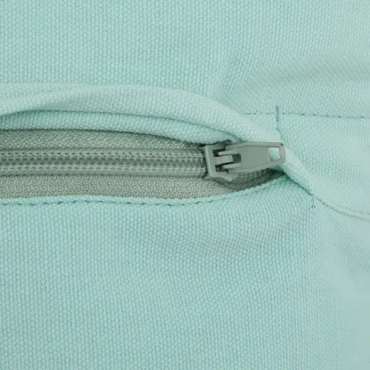 Poduszka dekoracyjna z tuftowanymi kwiatami, Wildflowers, 45x45 cm