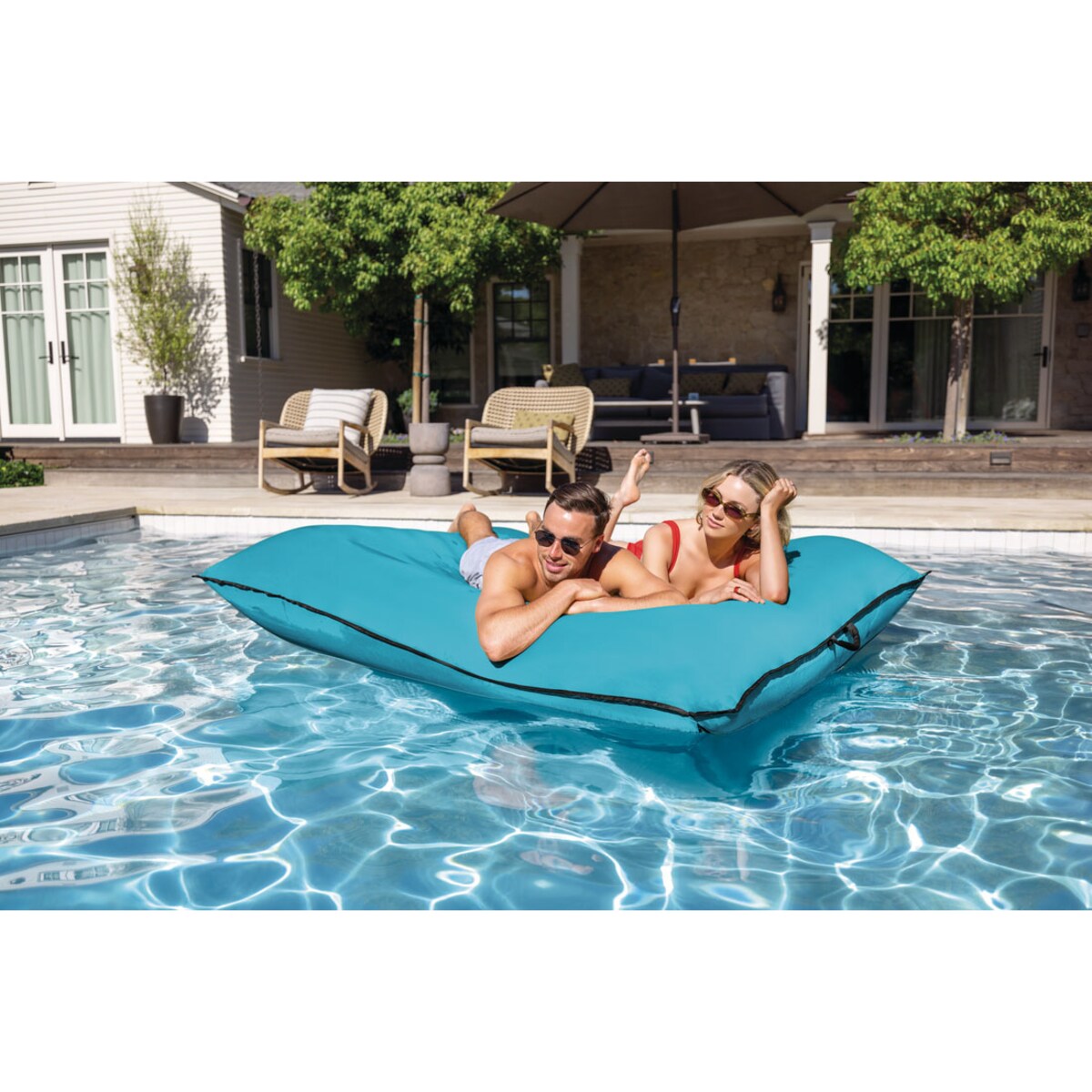 Dmuchany materac plażowy luxe lounge wielka poducha Intex 56794-01