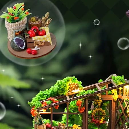 Miniaturowy domek - Październikowy sad