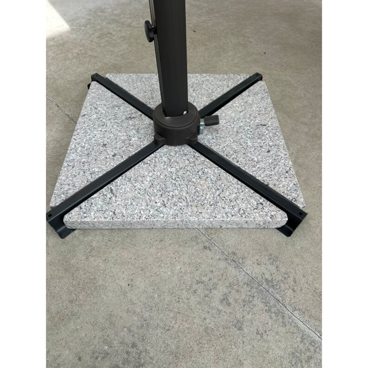 PARASOL OGRODOWY UMBERTO