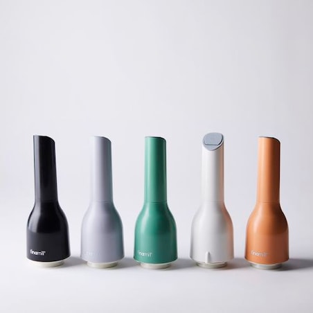 Elektryczny młynek do przypraw FinaMill - czarny