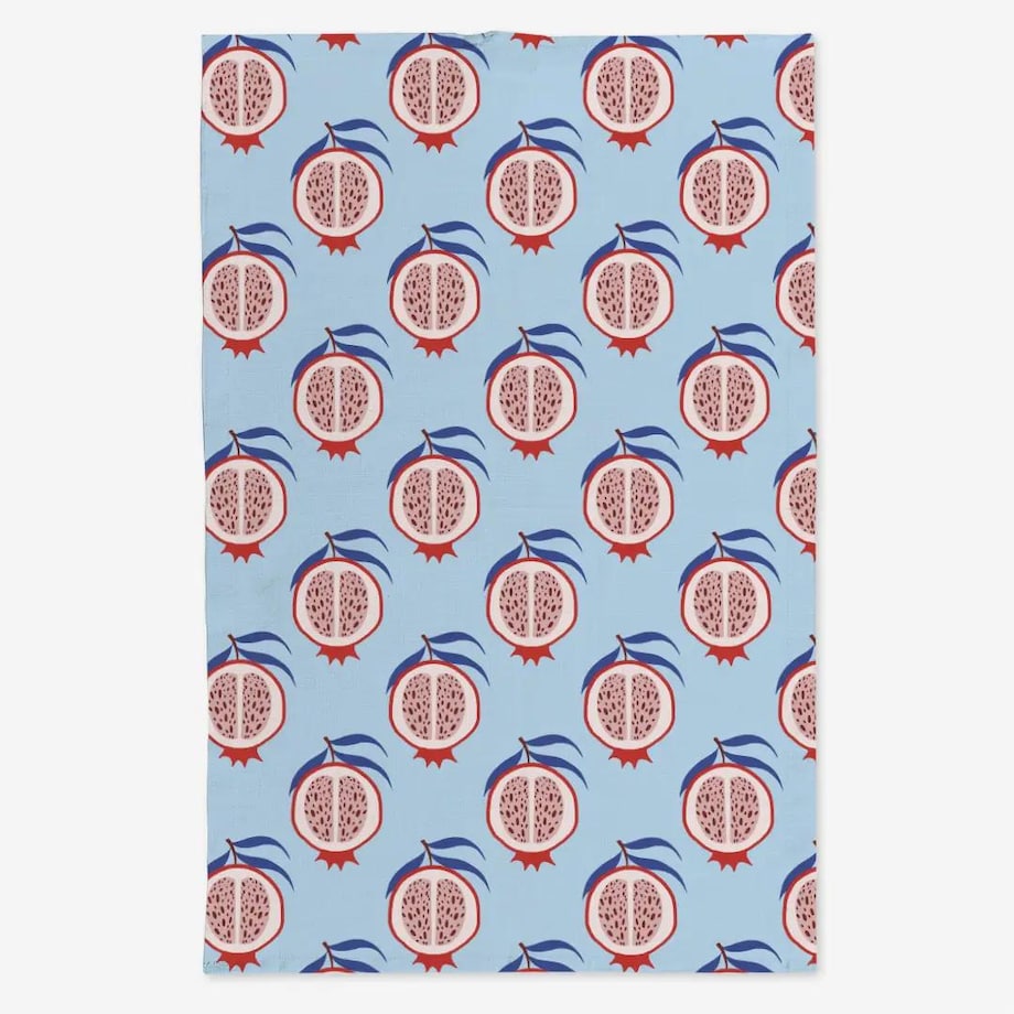 Lniany ręcznik kuchenny - figi - niebieskie tło