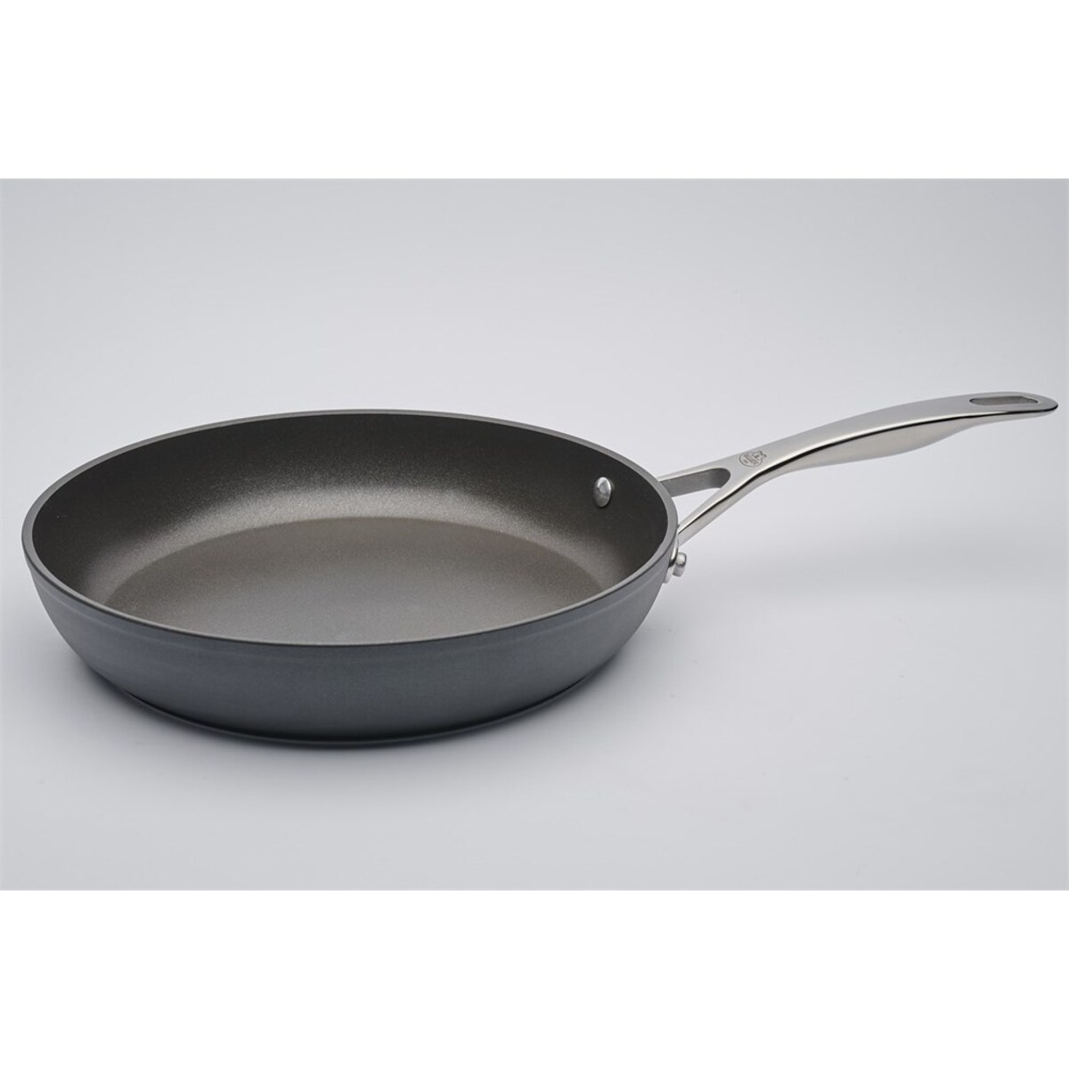 Tytanowa patelnia indukcyjna Ballarini Alba - 24 cm