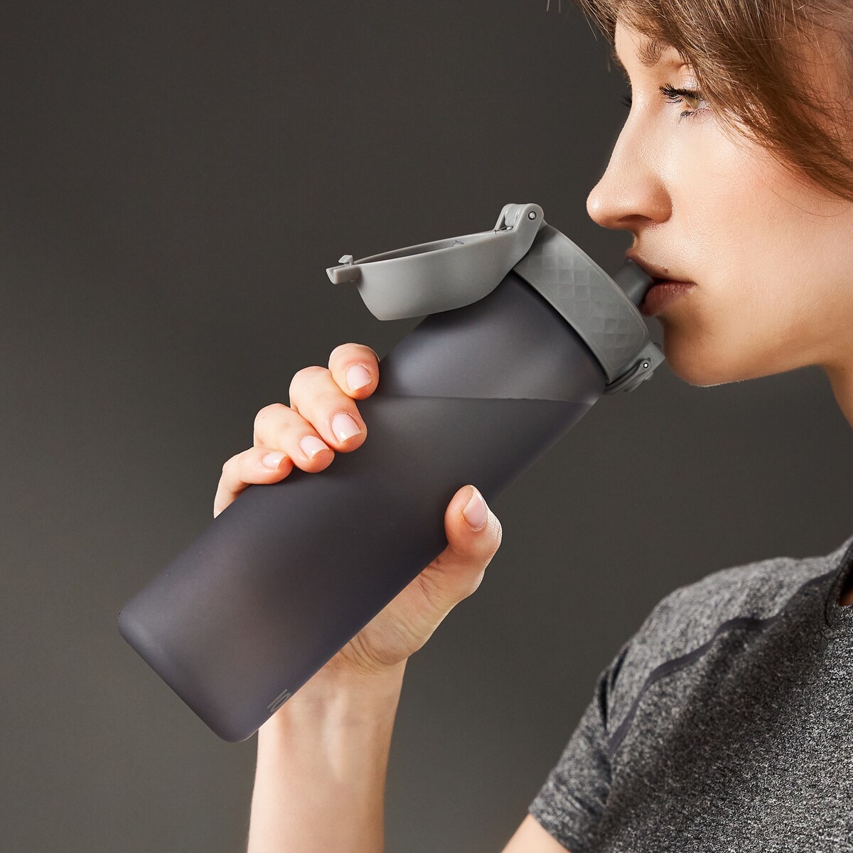 Butelka ze słomką ION8 I8RF500GRYXS Grey