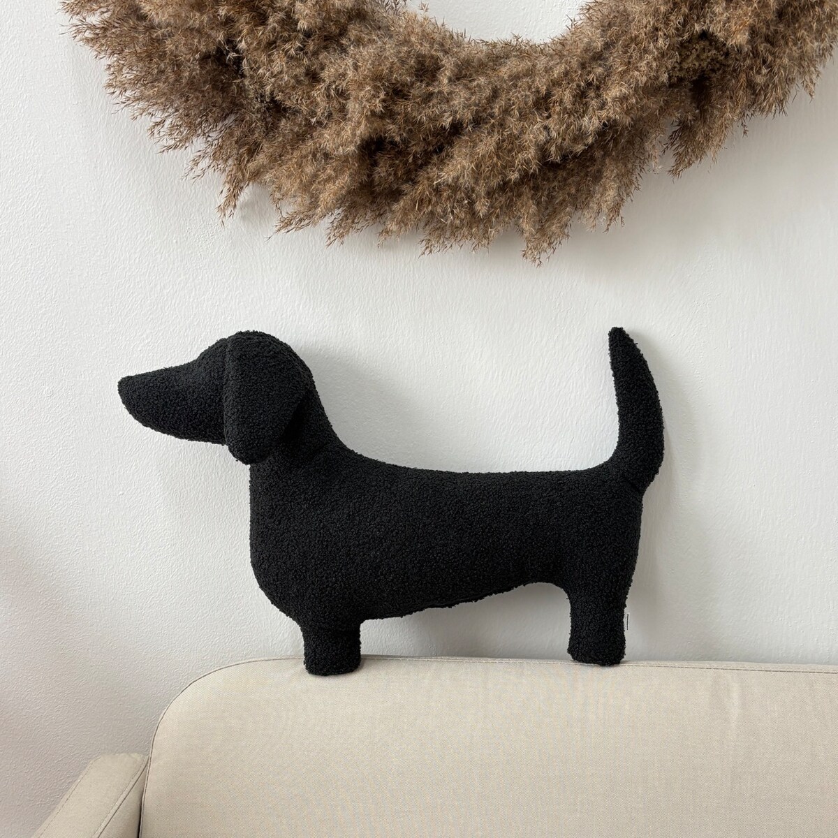 Poduszka pies Jamnik boucle czarna