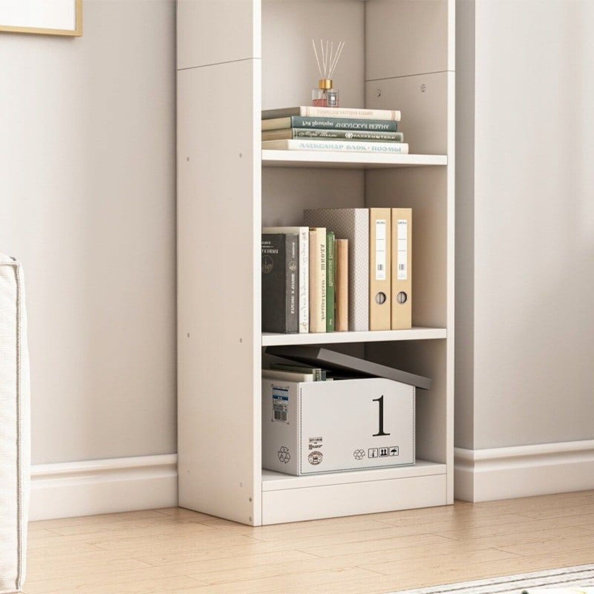 Biały regał stojący na książki półki wysoki nowoczesny słupek loft 182cm