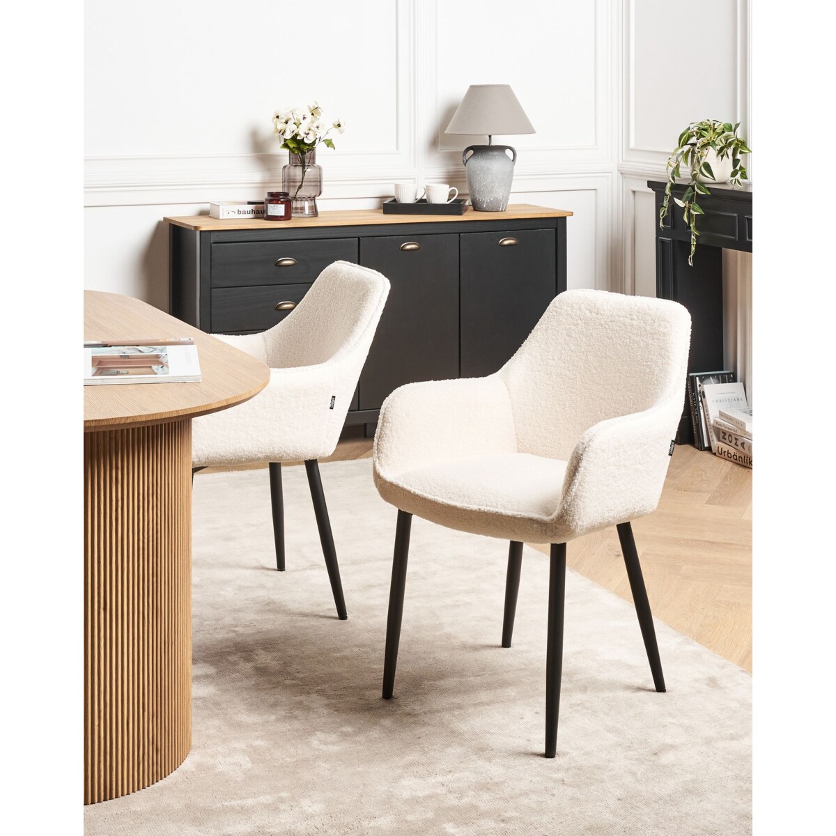 Zestaw 2 krzeseł do jadalni ALDEN Boucle Biały