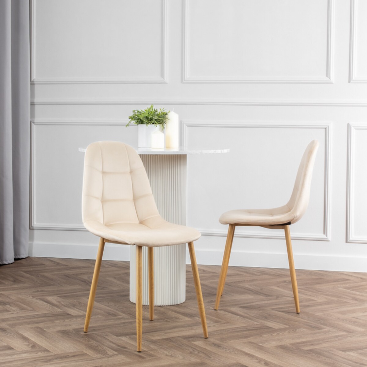 Krzesło tapicerowane welurowe beżowe do salonu jadalni pikowane