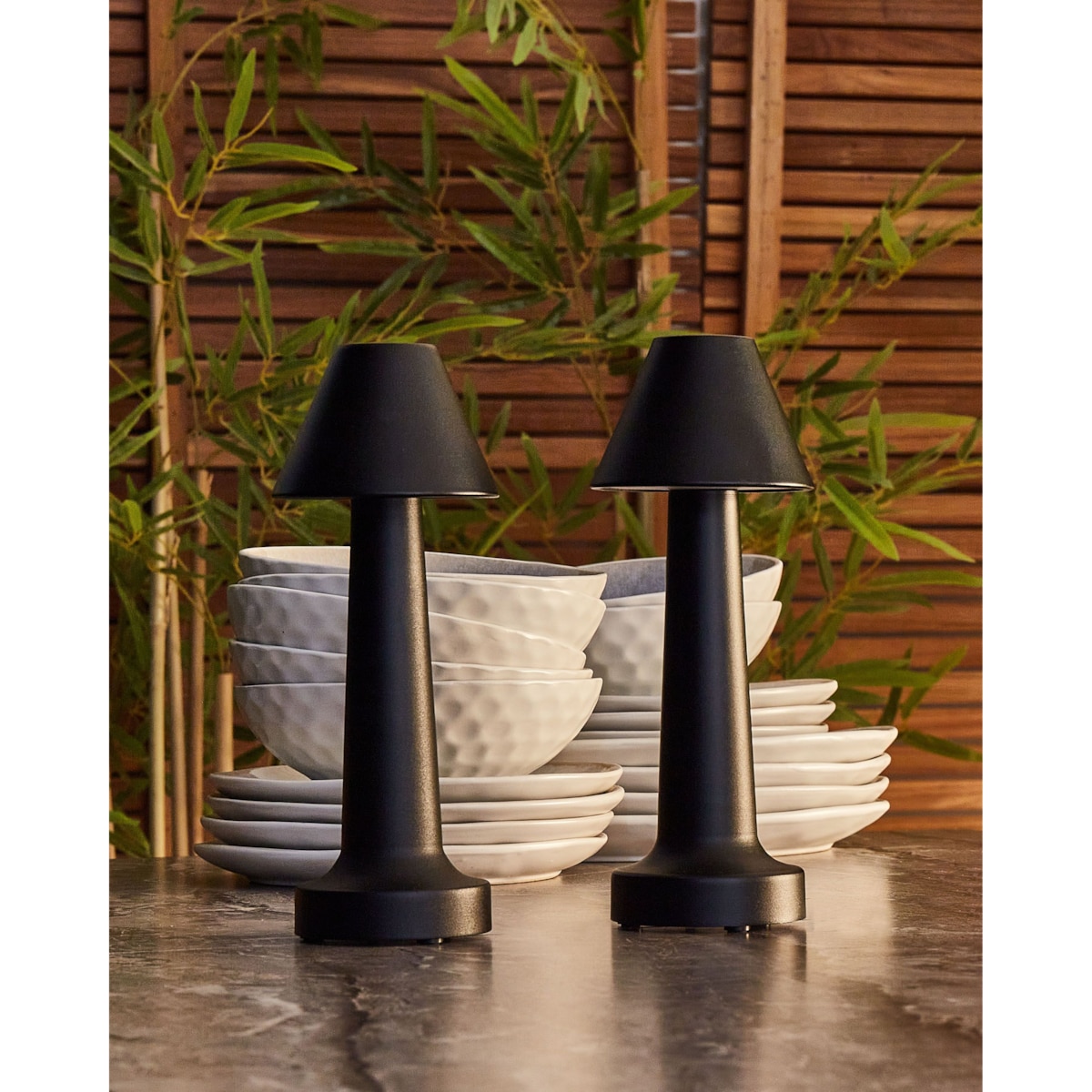 Zestaw 2 bezprzewodowych lamp stołowych LED JOANES Ze ściemniaczem Metal Czarny