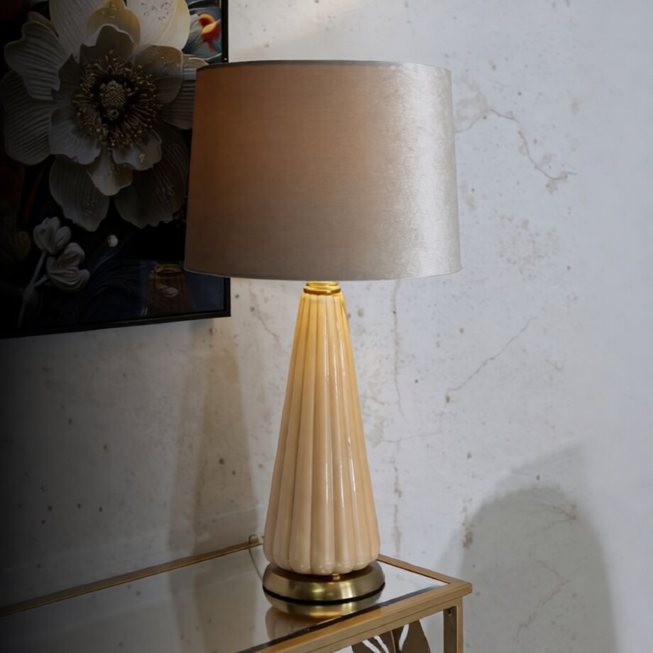 Lampa stołowa Perly - H, kolor perłowy i złoty, szkło i żelazo, 36,5 x 36,5 x 68,5 cm, 1 x E27, styl glamour, do salonu i sypialni, Mauro Ferretti