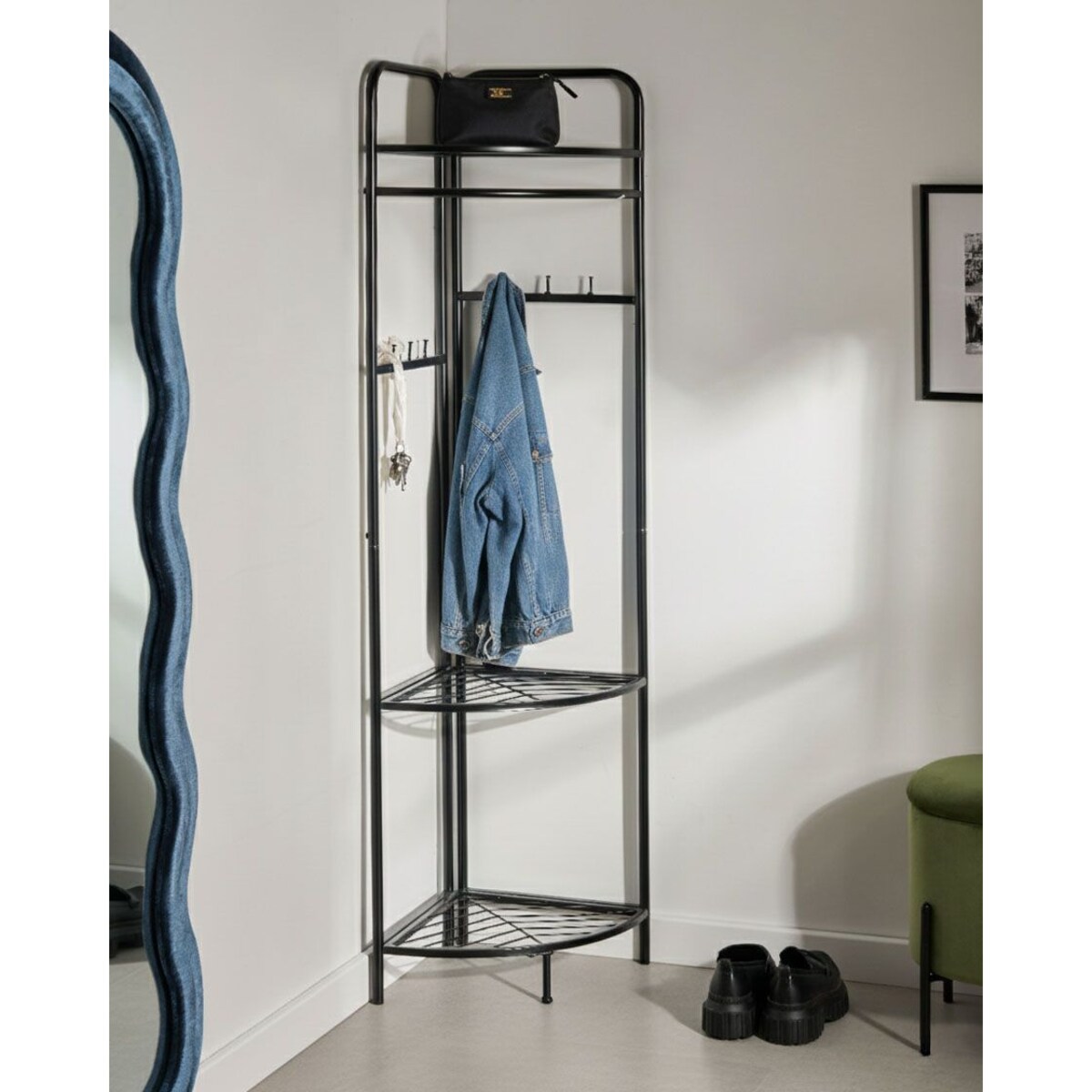 Narożny wieszak na ubrania LAWTON Czarny