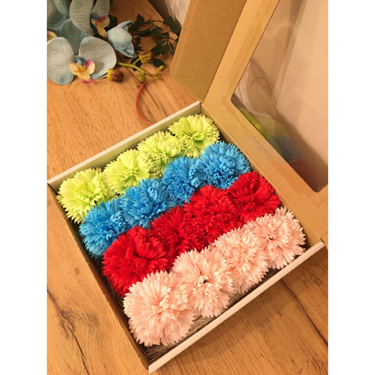 MYDLANE KWIATY Goździki pachną BOX urodziny KOBIET