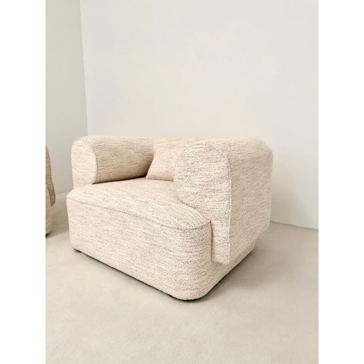 ZESTAW WYPOCZYNKOWY BELAGIO KREMOWY MELANŻ Z BORDEM SOFA 3-OSOBOWĄ I 2 FOTELE