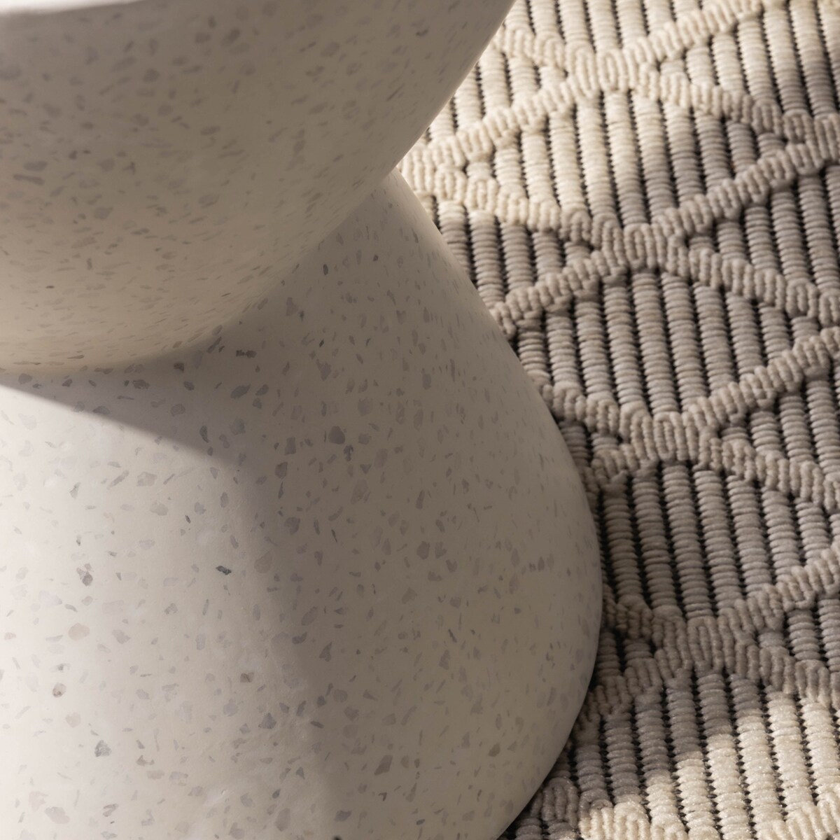 Stolik pomocniczy boczny betonowy Nicolo