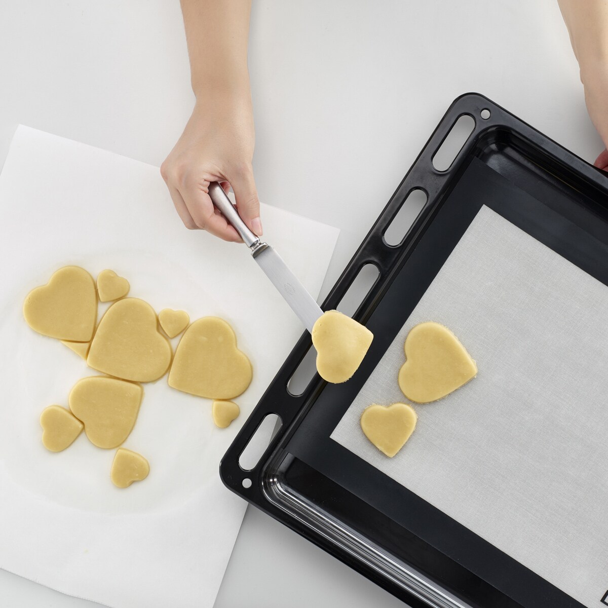 Forma do wykrawania ciastek PUZZLE HEARTS / Lekue