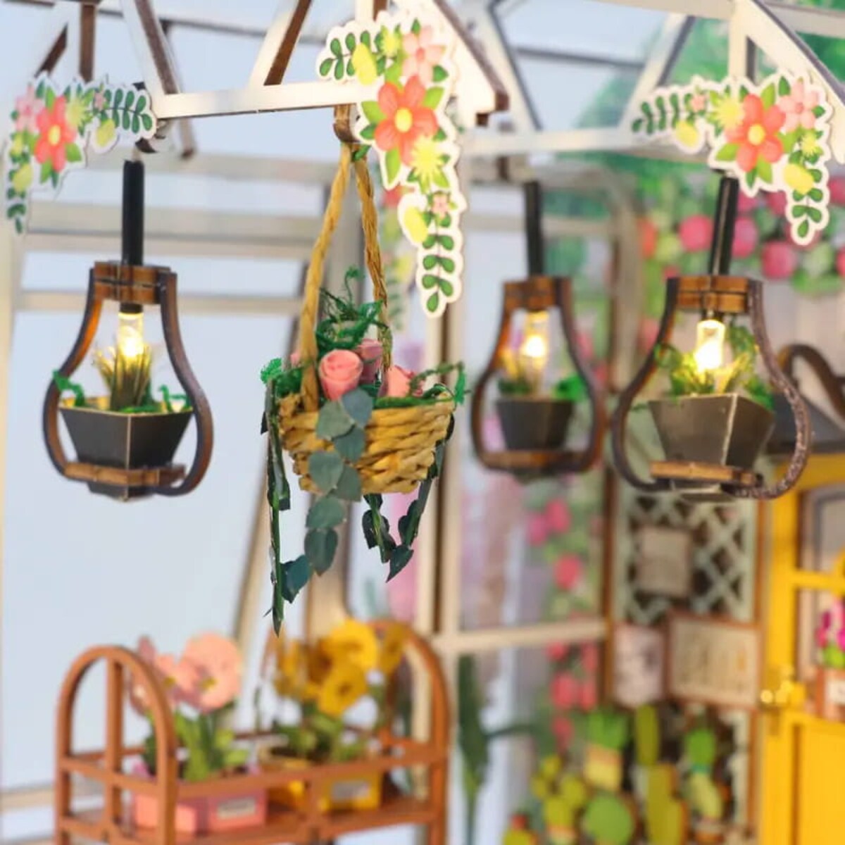 Miniaturowy domek Book Nook - Biała oranżeria