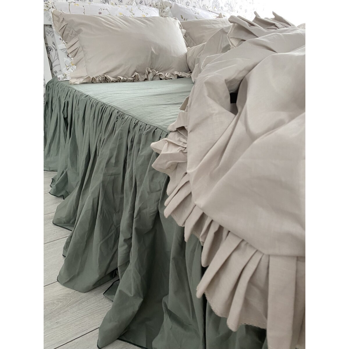 Prześcieradło Na Łóżko Bawełniane Z Ozdobną Falbanką 200X200 Cm Boho Zieleń