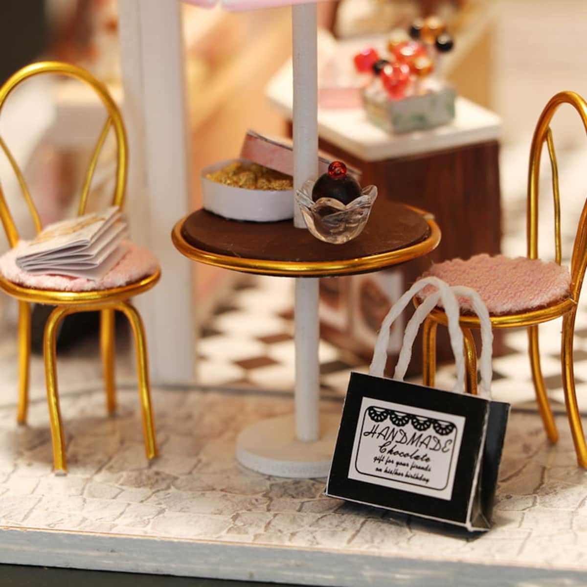 Miniaturowy domek - Cukiernia za rogiem