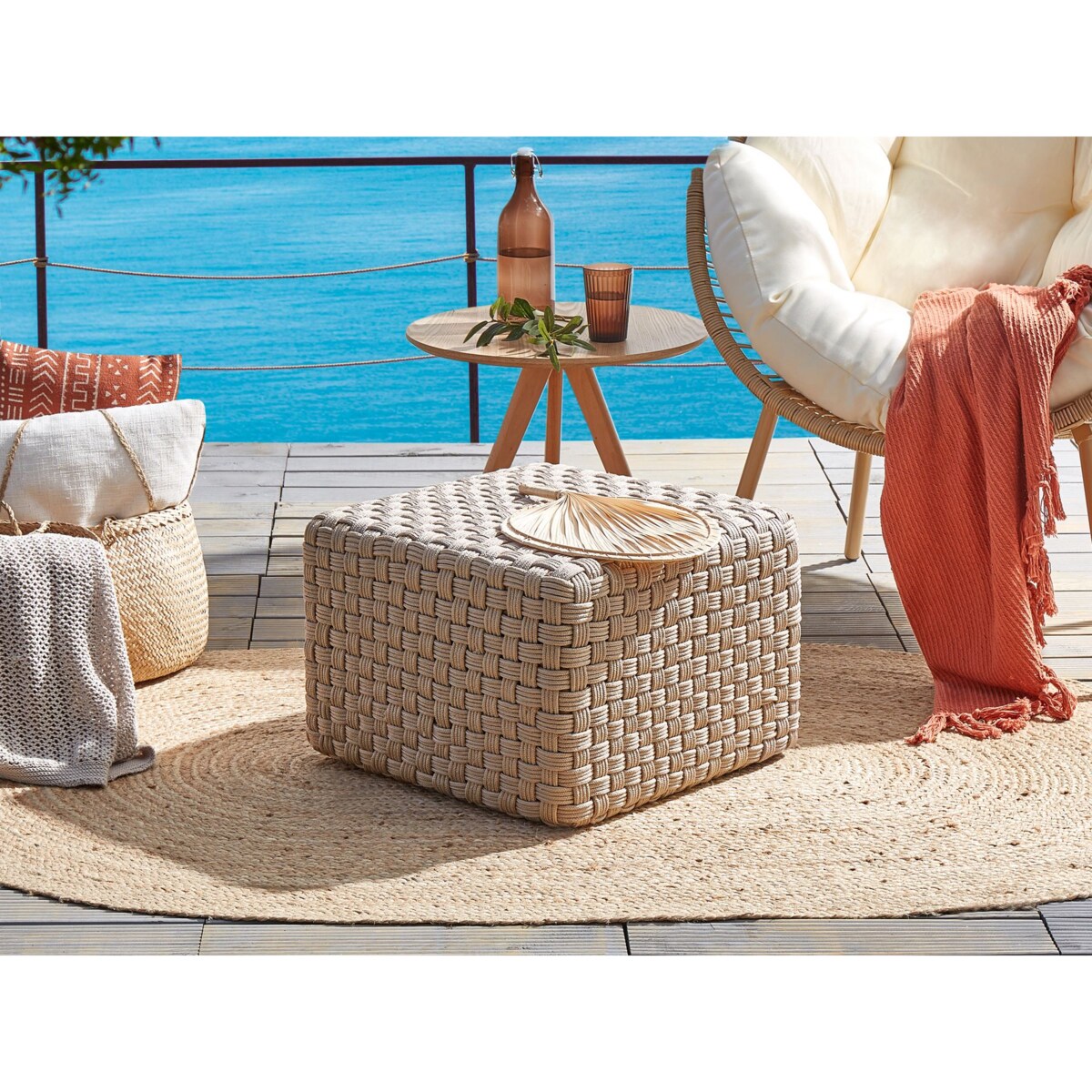 Puf ogrodowy 50 x 50 x 35 cm beżowoszary NALLI