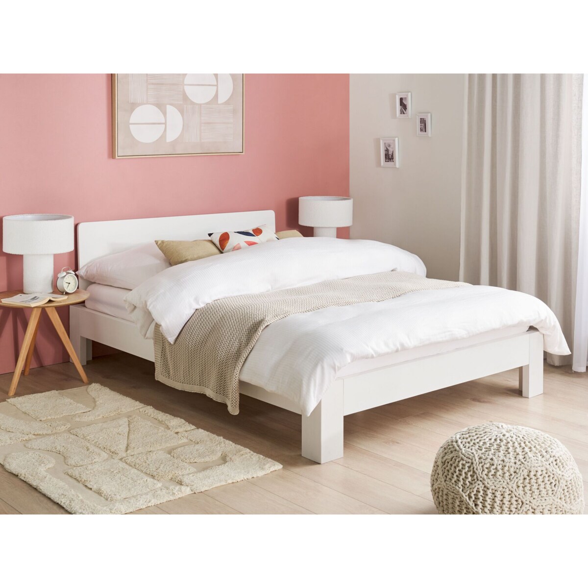 Łóżko drewniane 140 x 200 cm białe ROYAN