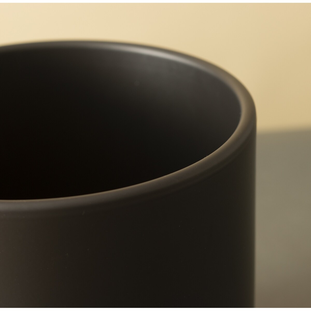 DONICZKA CZARNA CERAMICZNA DUŻA okrągła cylinder osłonka donica Maria 23cm