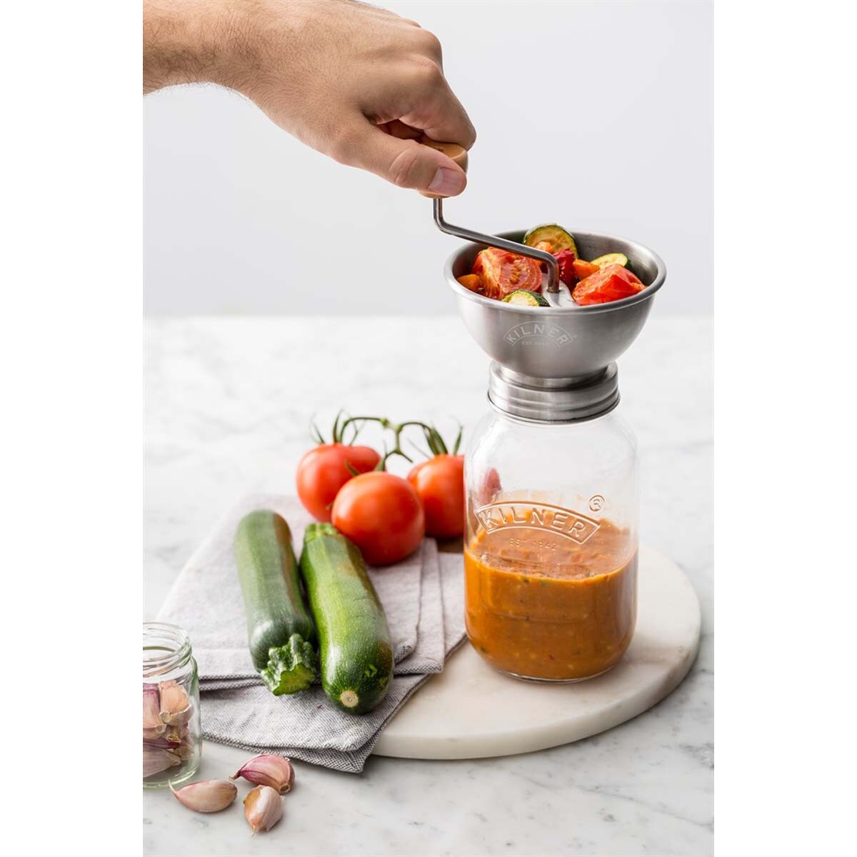 Słoik do sosów z przecierakiem, Kilner