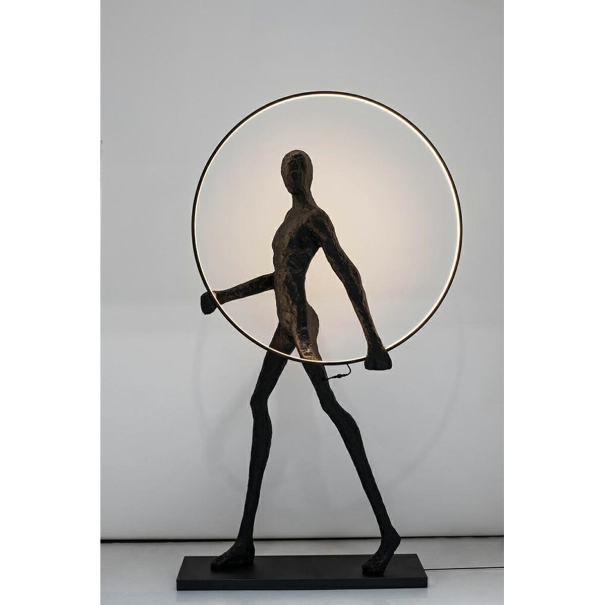 Nowoczesna lampa podłogowa Human LED 80W 3000K czarna