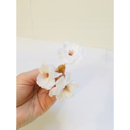 KWIATY WIŚNI MYDLANE DROBNE BIAŁE gałązki do bukietu box kompozycji stroik