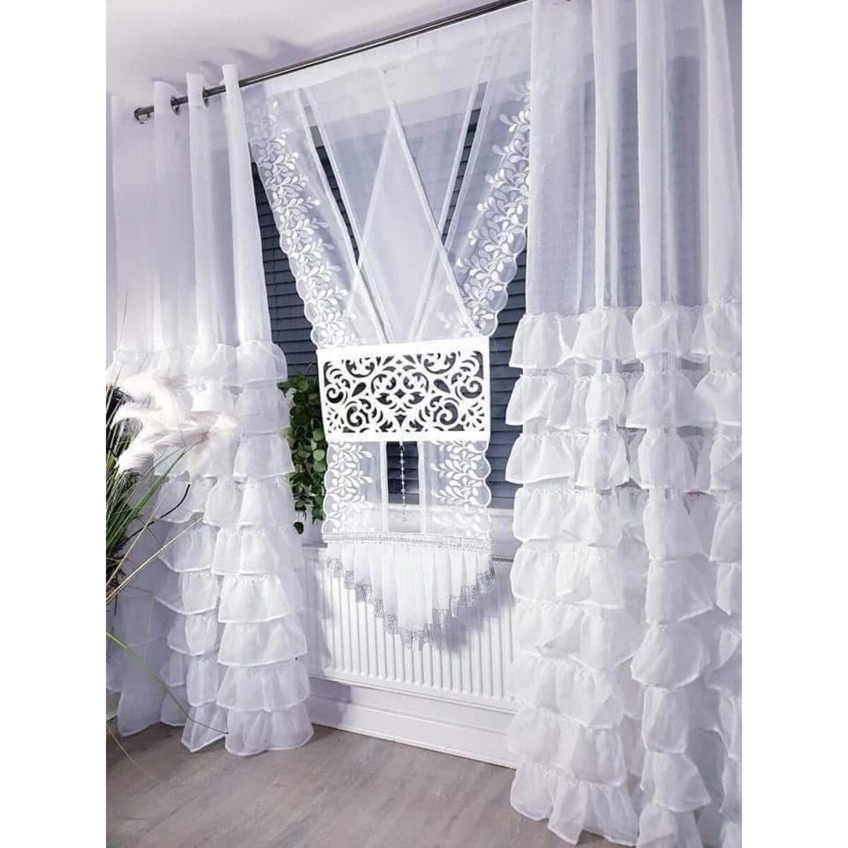 Firana "half" z falbanami od dołu | 140x250 przelotki | biała