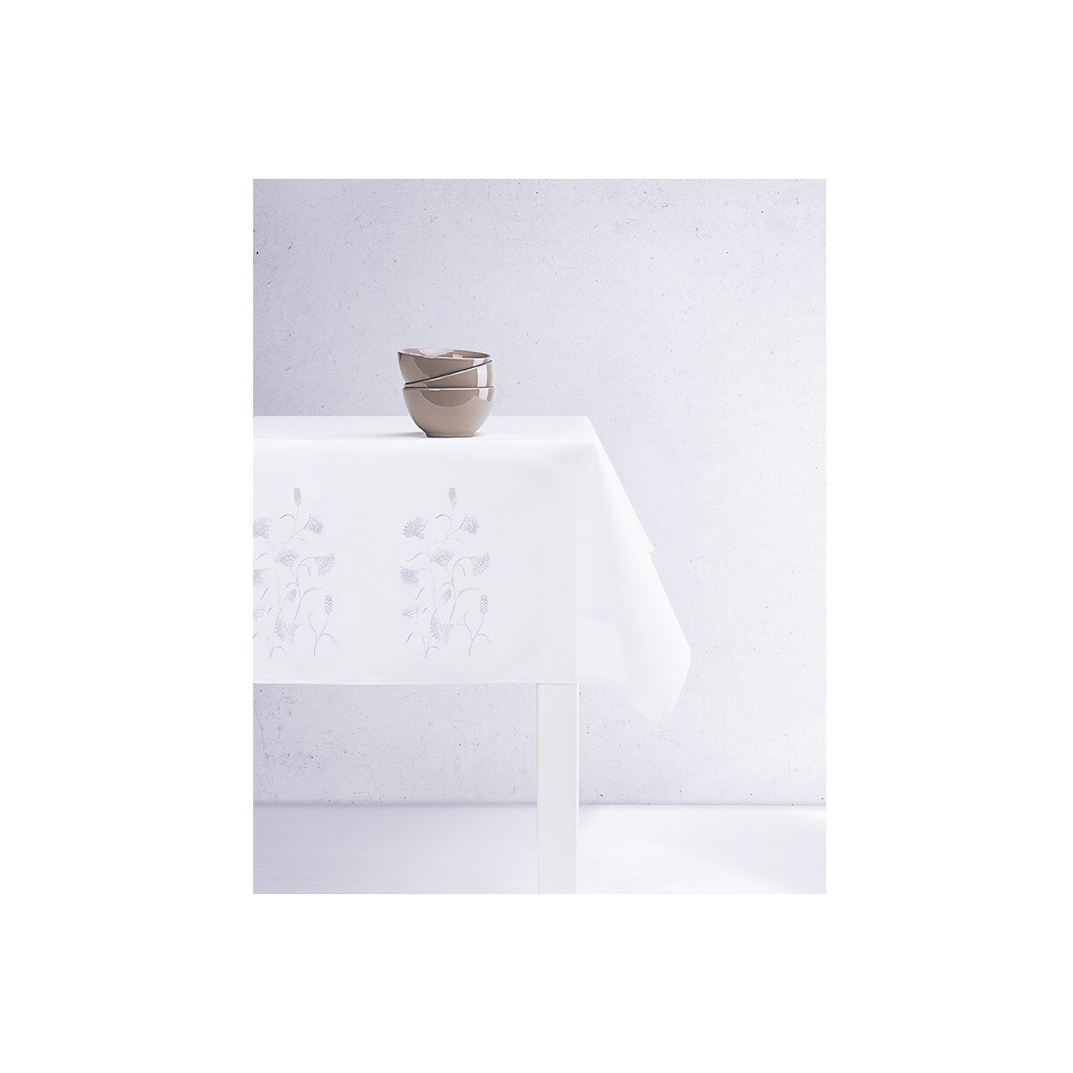 Konsimo ASTERI Obrus plamoodporny, biały