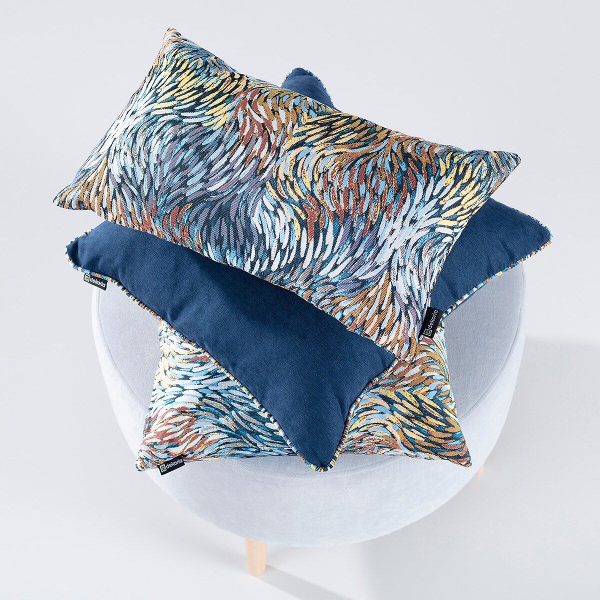 Zestaw poduszek do salonu Impressio blue, 43x43/45x45/ 47x28 cm