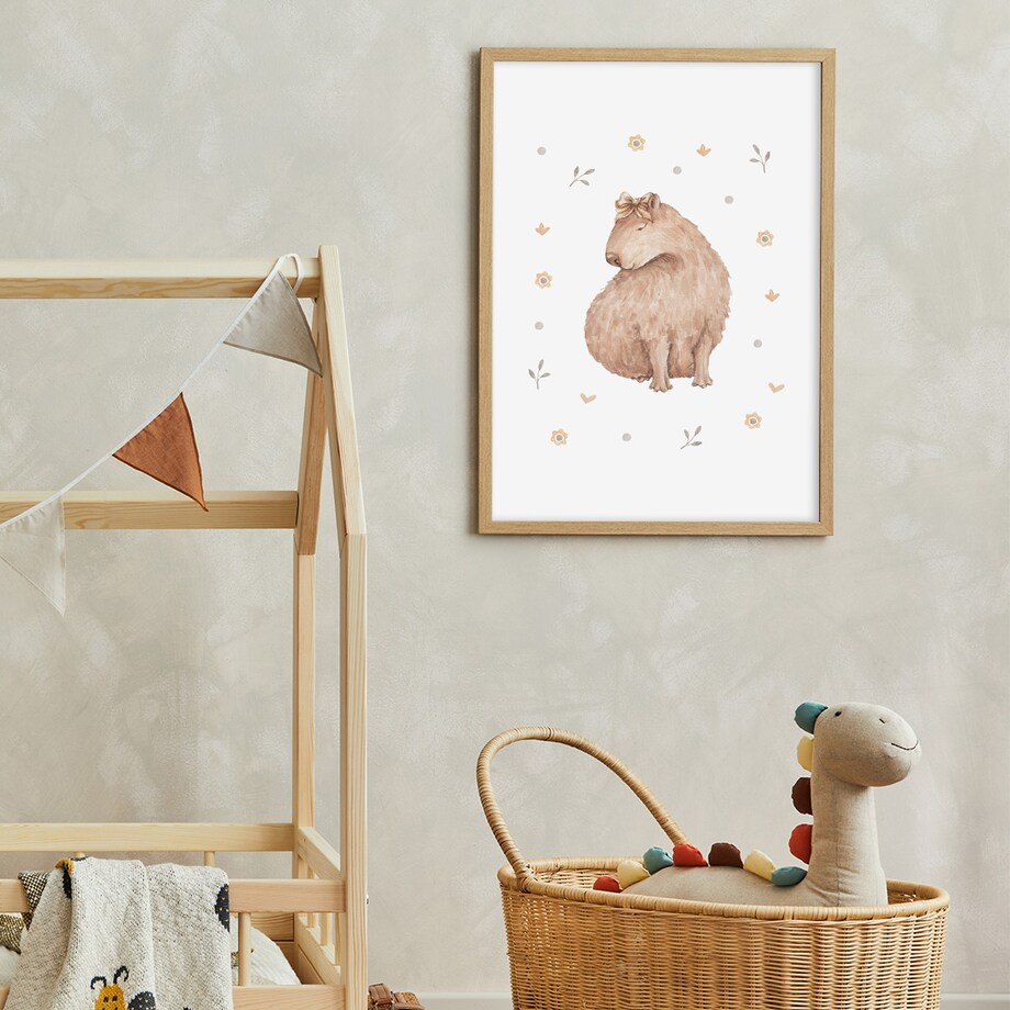 Plakat dla dzieci Kapibara z kokardką 50x70