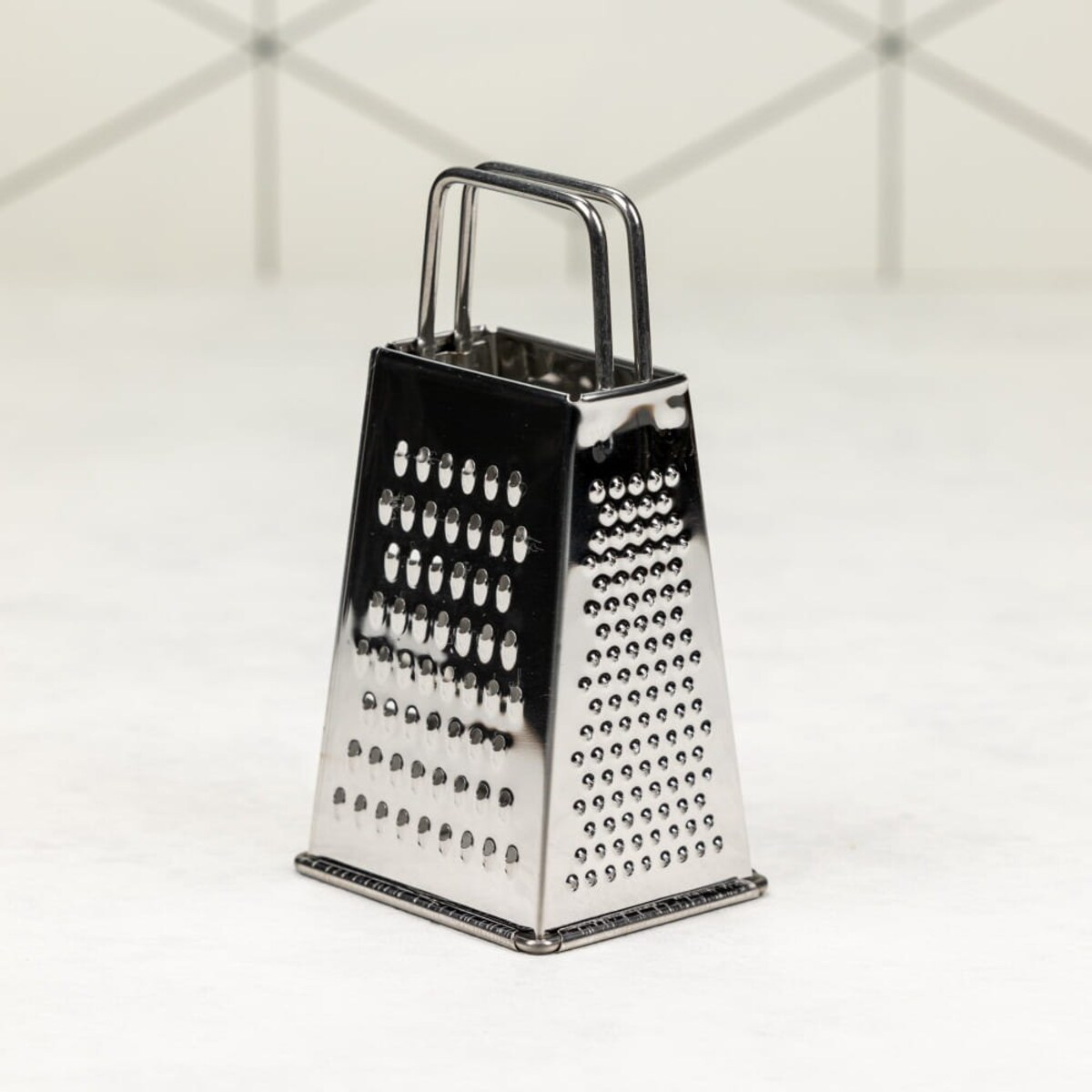 Tarka 4-krawędziowa do warzyw sera czekolady KINGHOFF