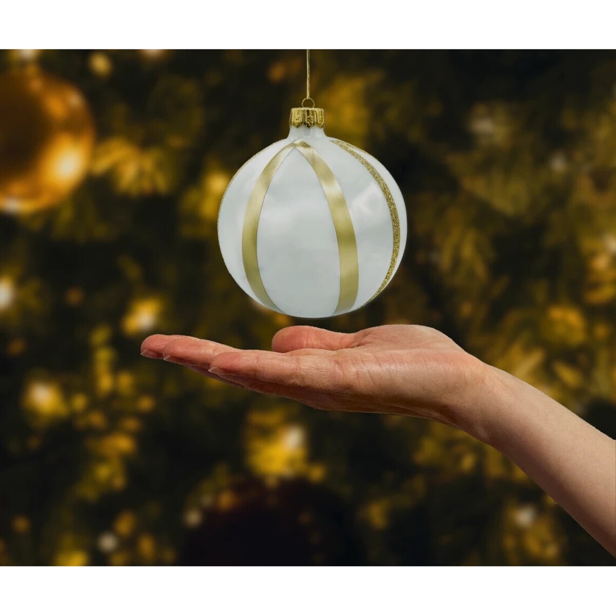 Bombki okrągłe białe ze złotymi paskami