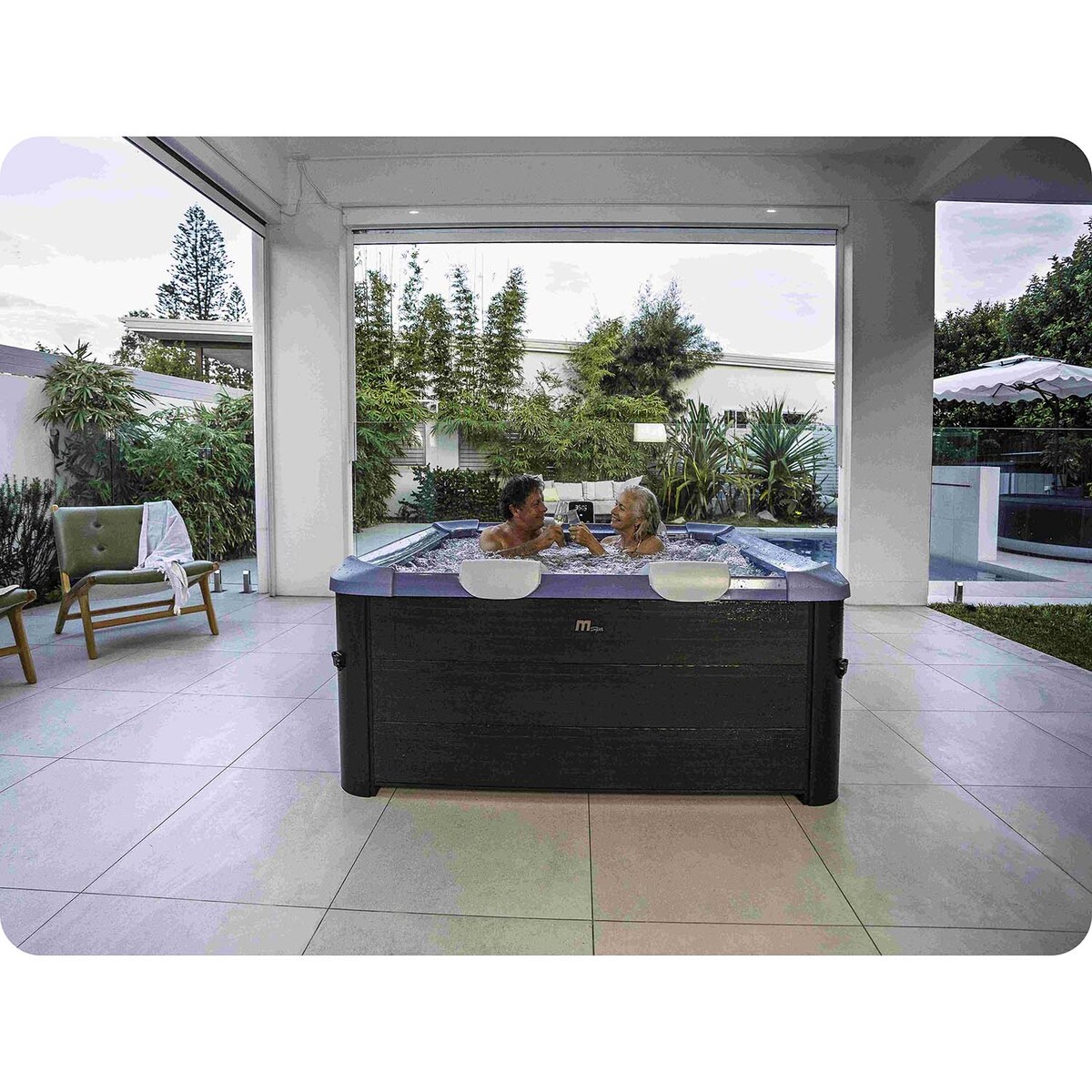 Basen z hydromasażem mSpa Sapphire 6 os. SPA panelowe ogrodowe 850l LED Wi-Fi