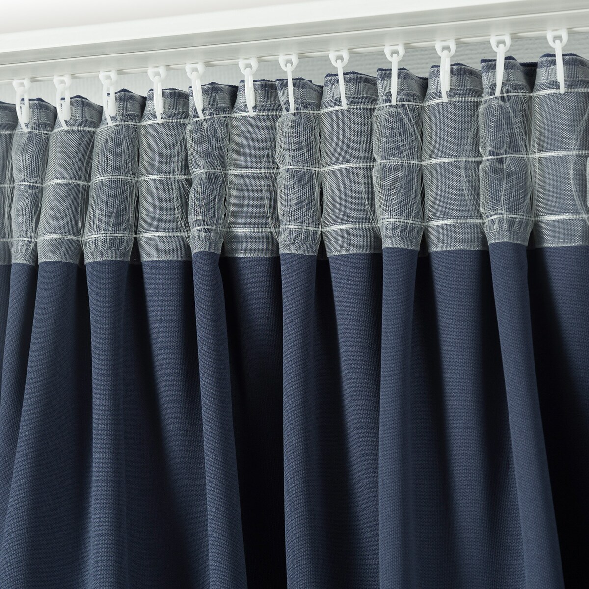 Zasłona na taśmie marszczącej granatowa aksamitna 140 x 280 cm 1 szt. 140x280 granatowy