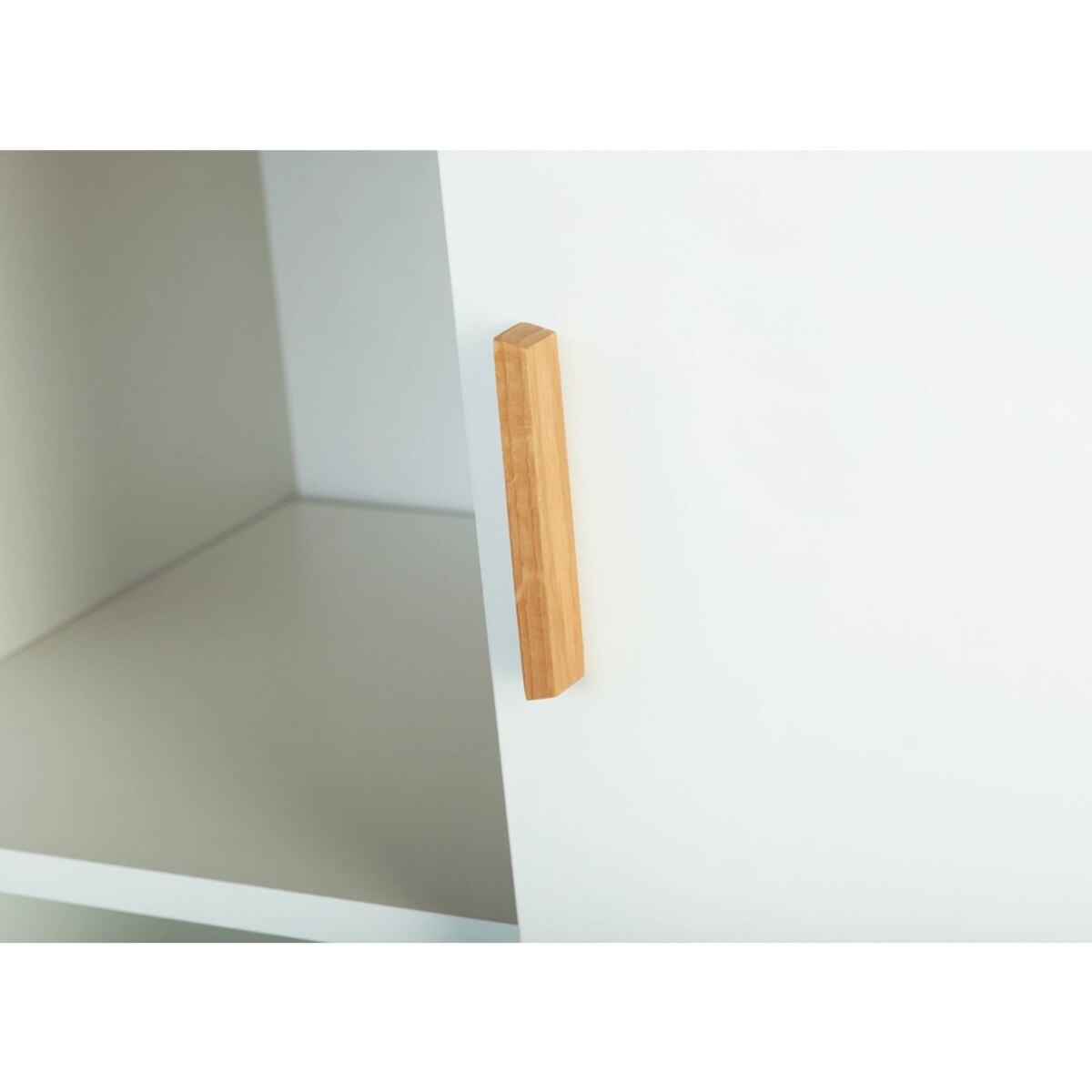 KONSIMO FRISK Biała komoda do salonu w stylu skandynawskim