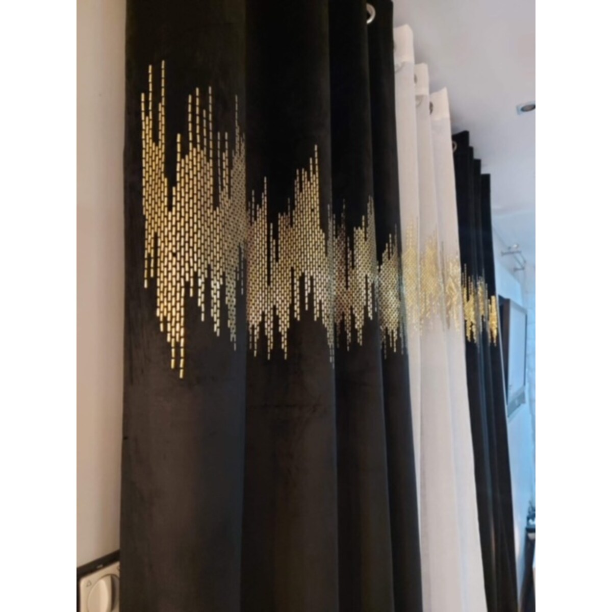 zasłona welurowa ecg gold 140x270 cm czarny