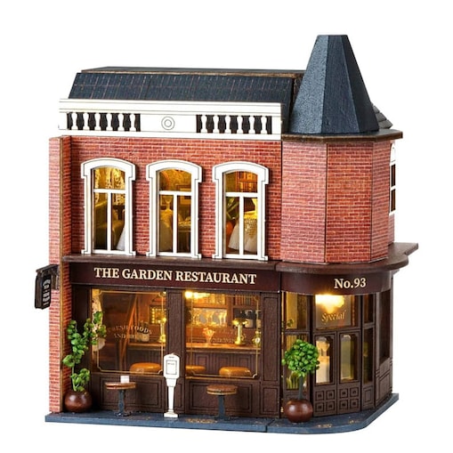 Miniaturowy domek - Klub dżentelmenów