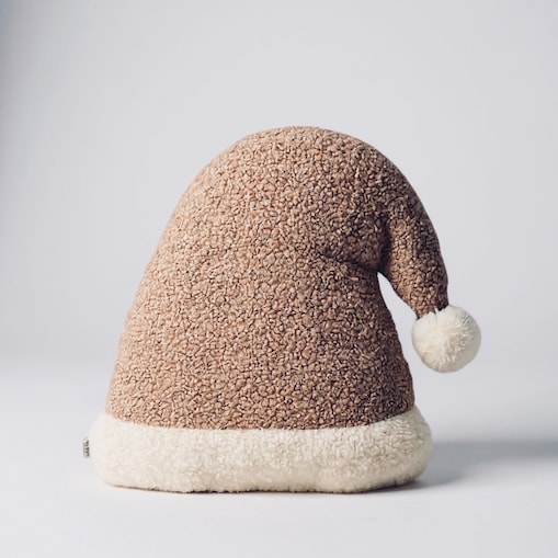 Poduszka w kształcie czapki Mikołaja beżowa boucle