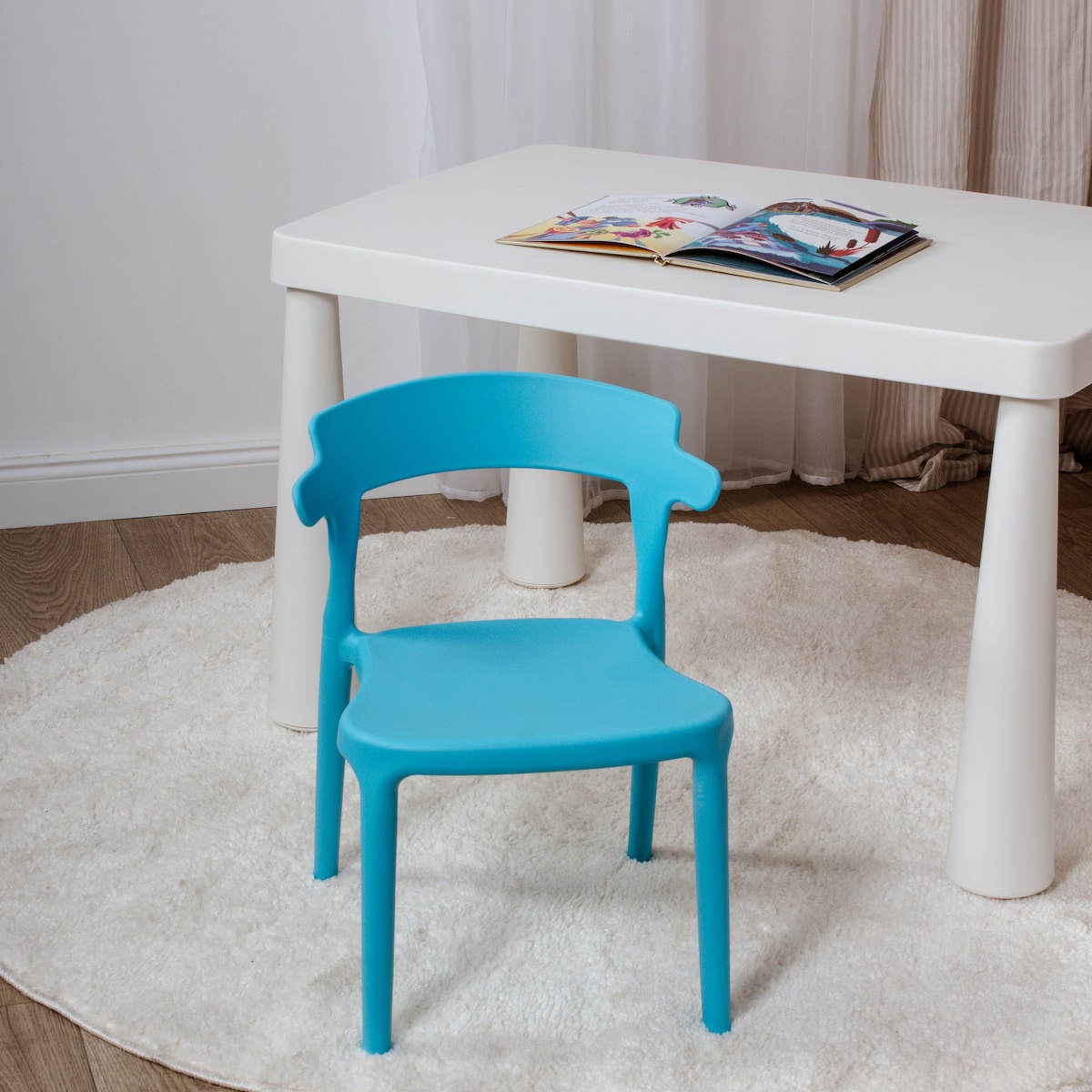 Krzesło dla dzieci plastikowe stabilne dziecięce niebieskie