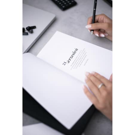 AKADEMICKI PLANNER KSIĄŻKOWY. Floral Vintage