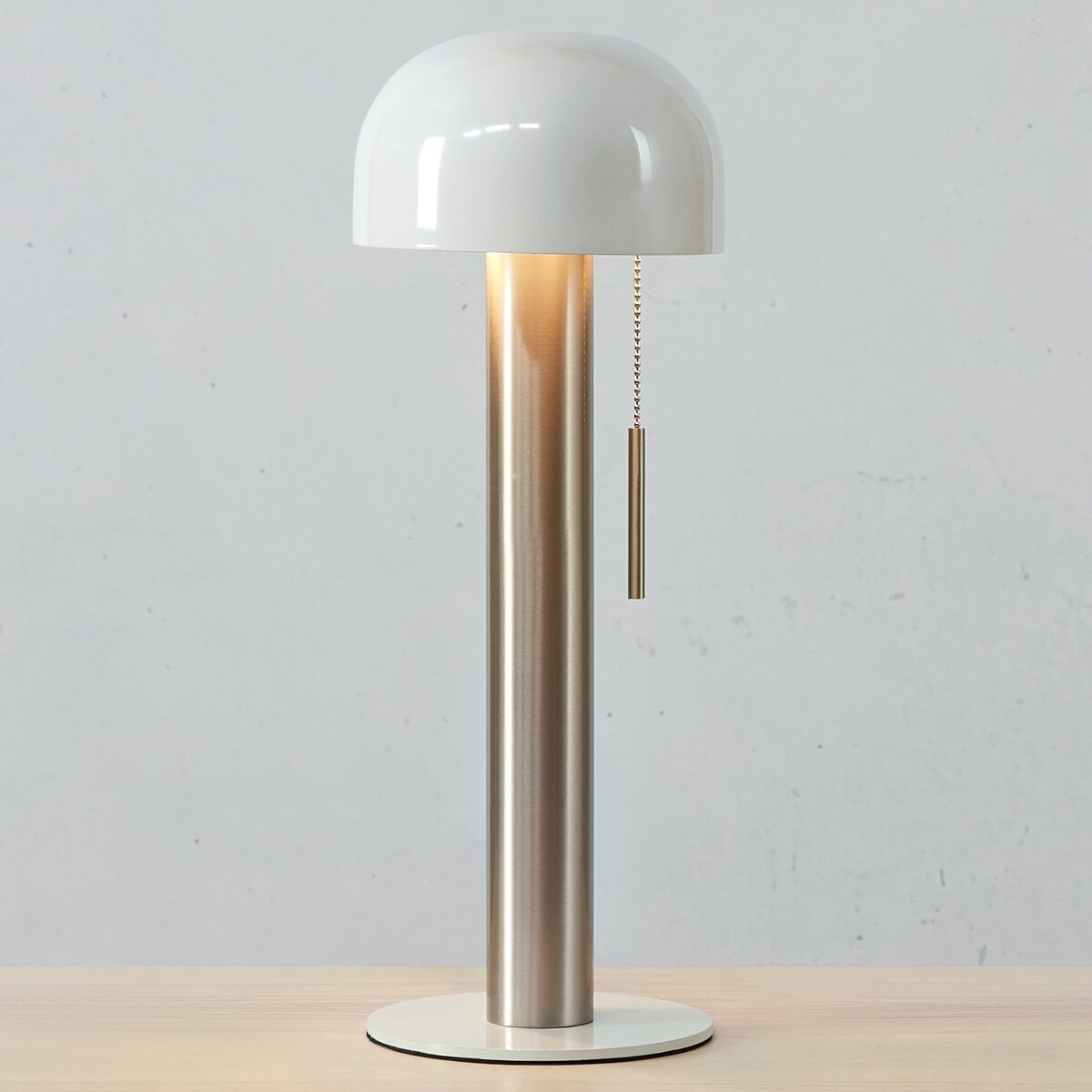 Biurkowa lampka Costa 108577 Markslojd włącznik pociągowy grzyb biały nikiel