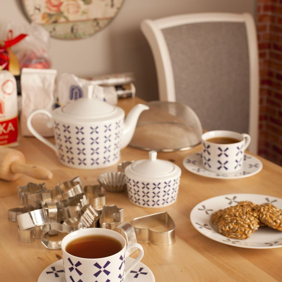 Zestaw filiżanek ze spodkami dla 6 osób 12 el. Folk Fusion Holandia G832