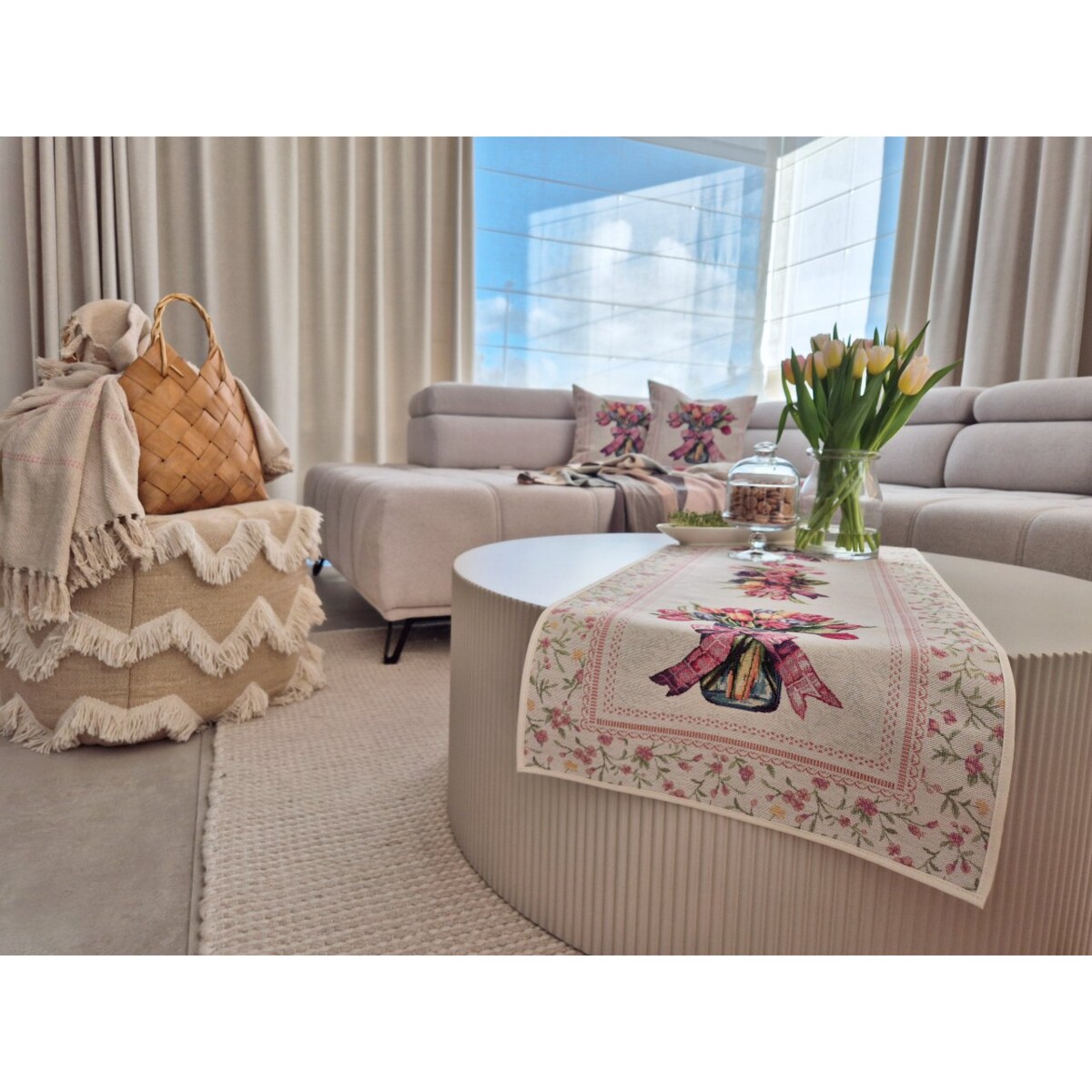 Bieżnik Na Stół Ozdobny Dekoracyjny 45X140 Cm Tulipany